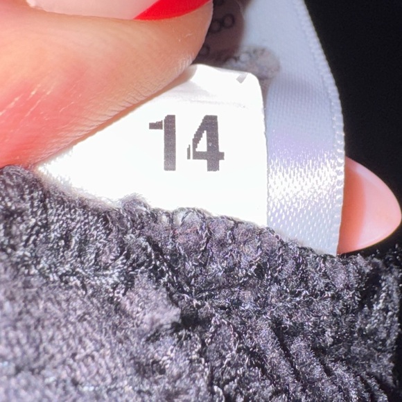 Vintage-Inspired Beige Plaid Mini Skirt – Size 14 - Picture 4 of 6